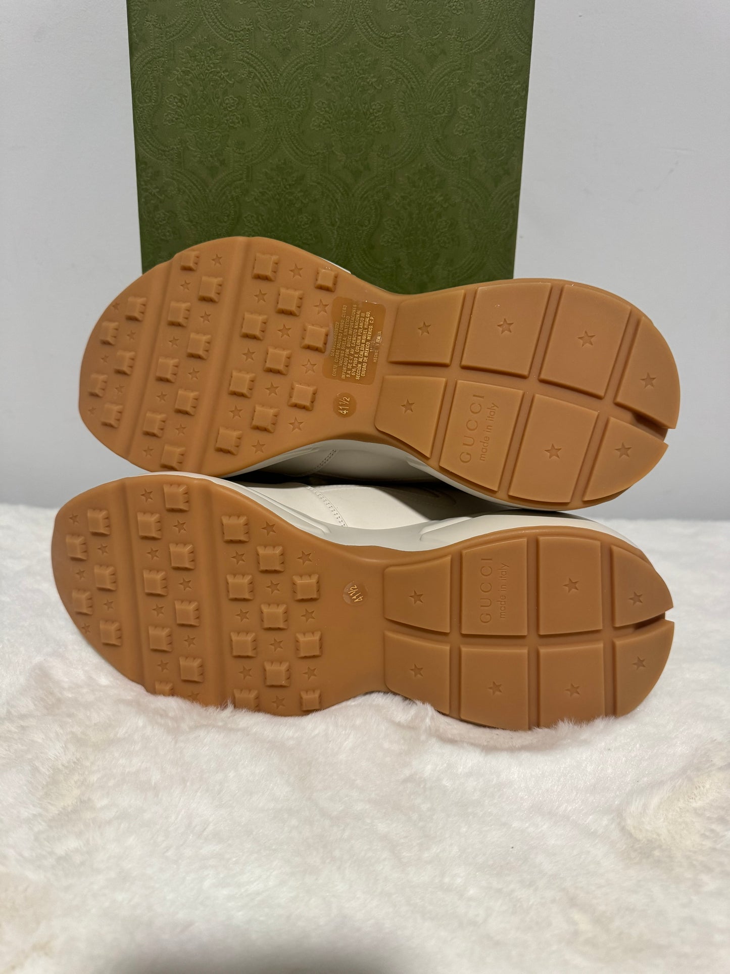 Gucci Rhyton Platform Calfskin Glitter Logo Womens Sneakers Mystic White