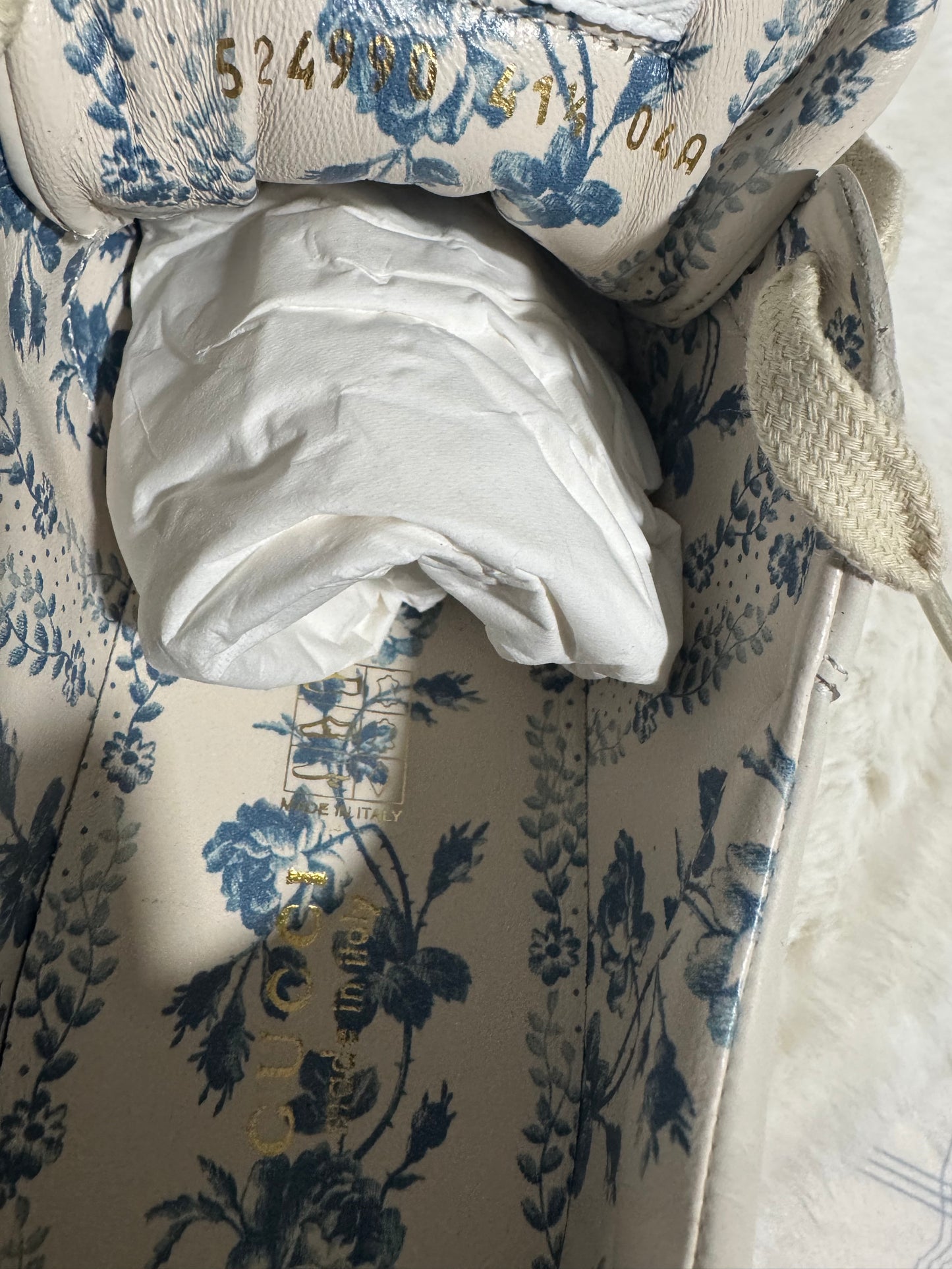 Gucci Rhyton Platform Calfskin Glitter Logo Womens Sneakers Mystic White