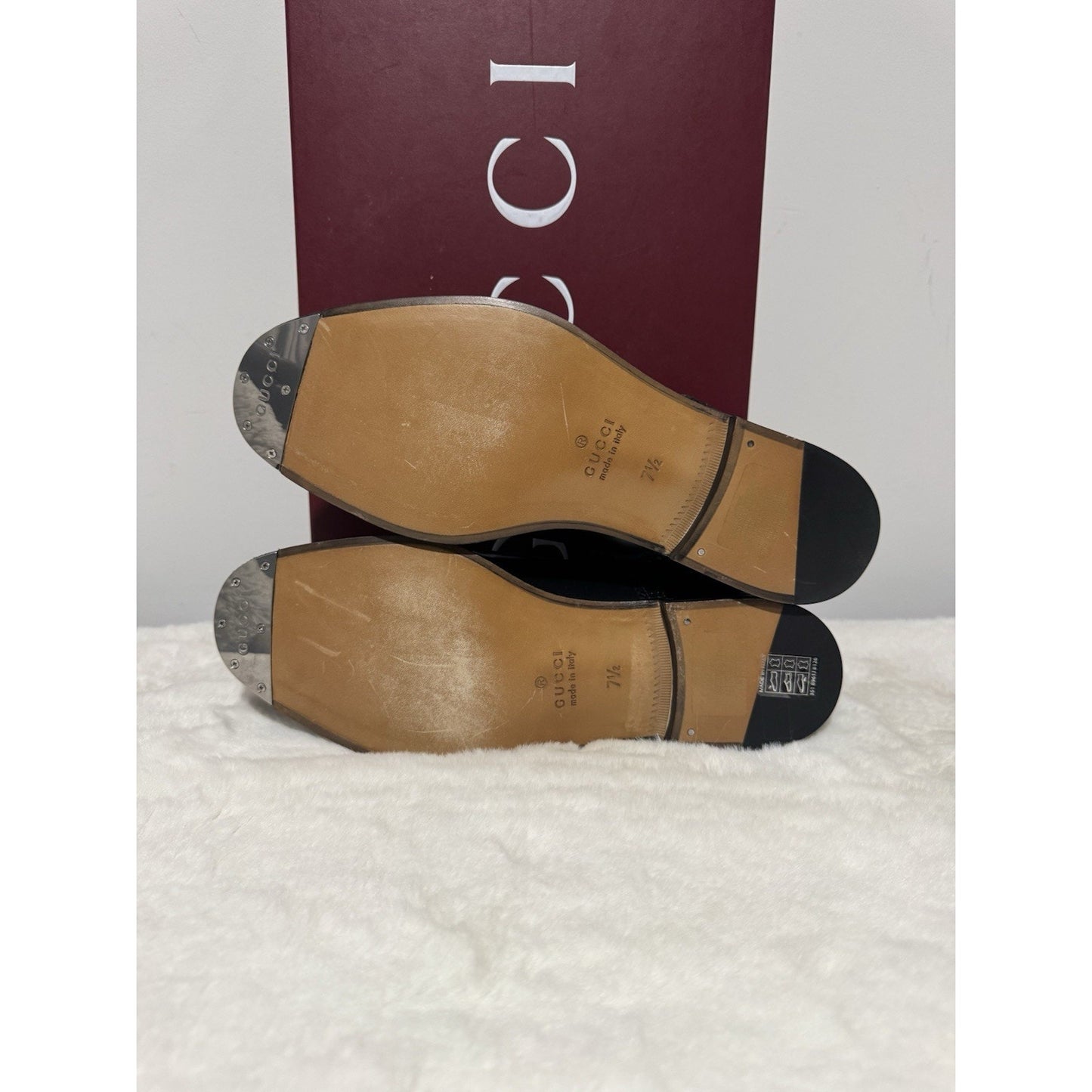 GUCCI Men's Black Leather Lace Up Dress Shoes Gucci Size: 7.5; US Size: 8