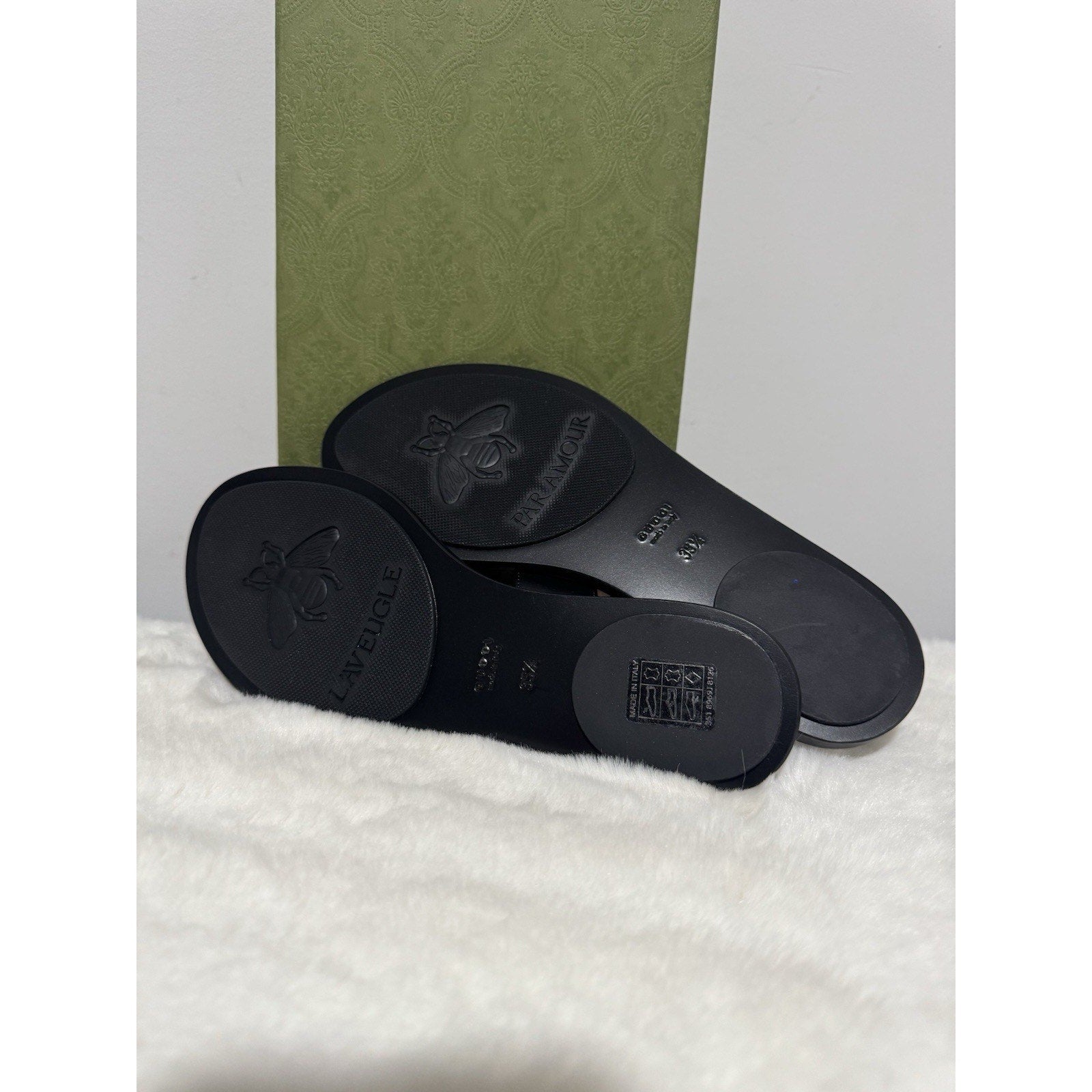 GUCCI Marmont T-Strap Leather Women's Sandals