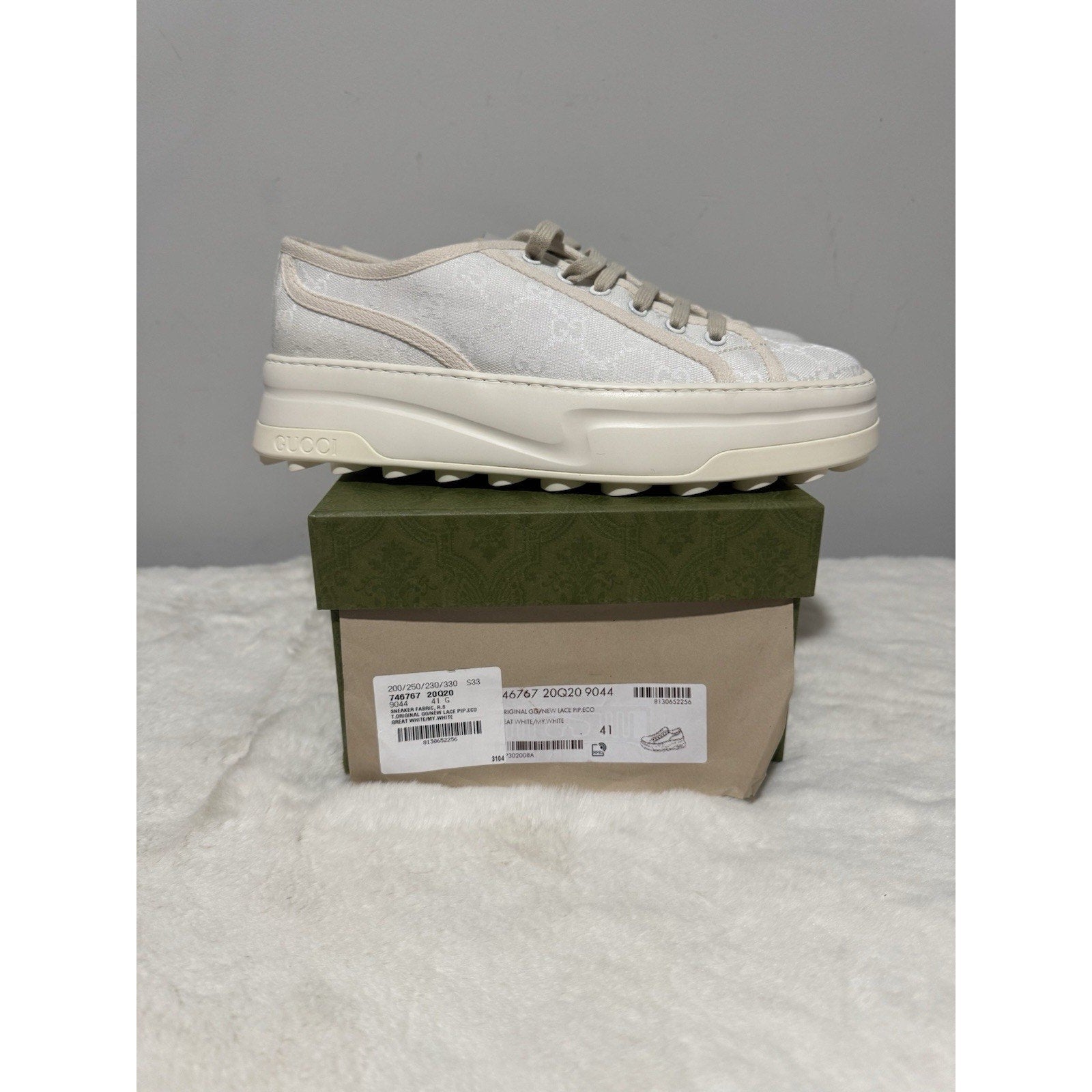 NWB Gucci GG Monogram 1977 White Lace Up Sneakers Low Top Platform