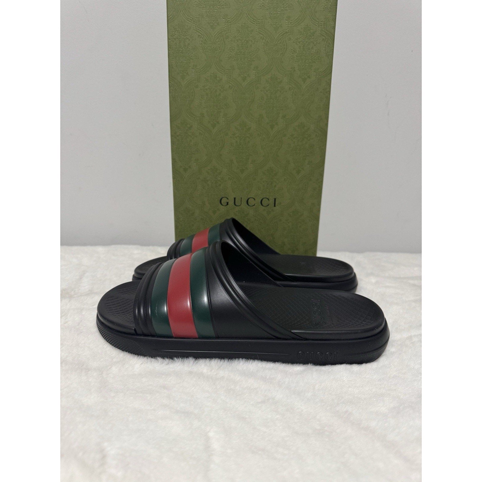 GUCCI Men's Black Rubber Web Slide Sandals New And Authentic