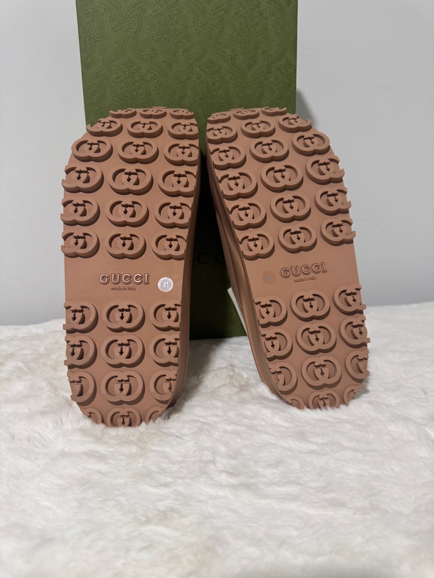 Gucci Authentic Slide Sandals Interlocking GG Logo Beige