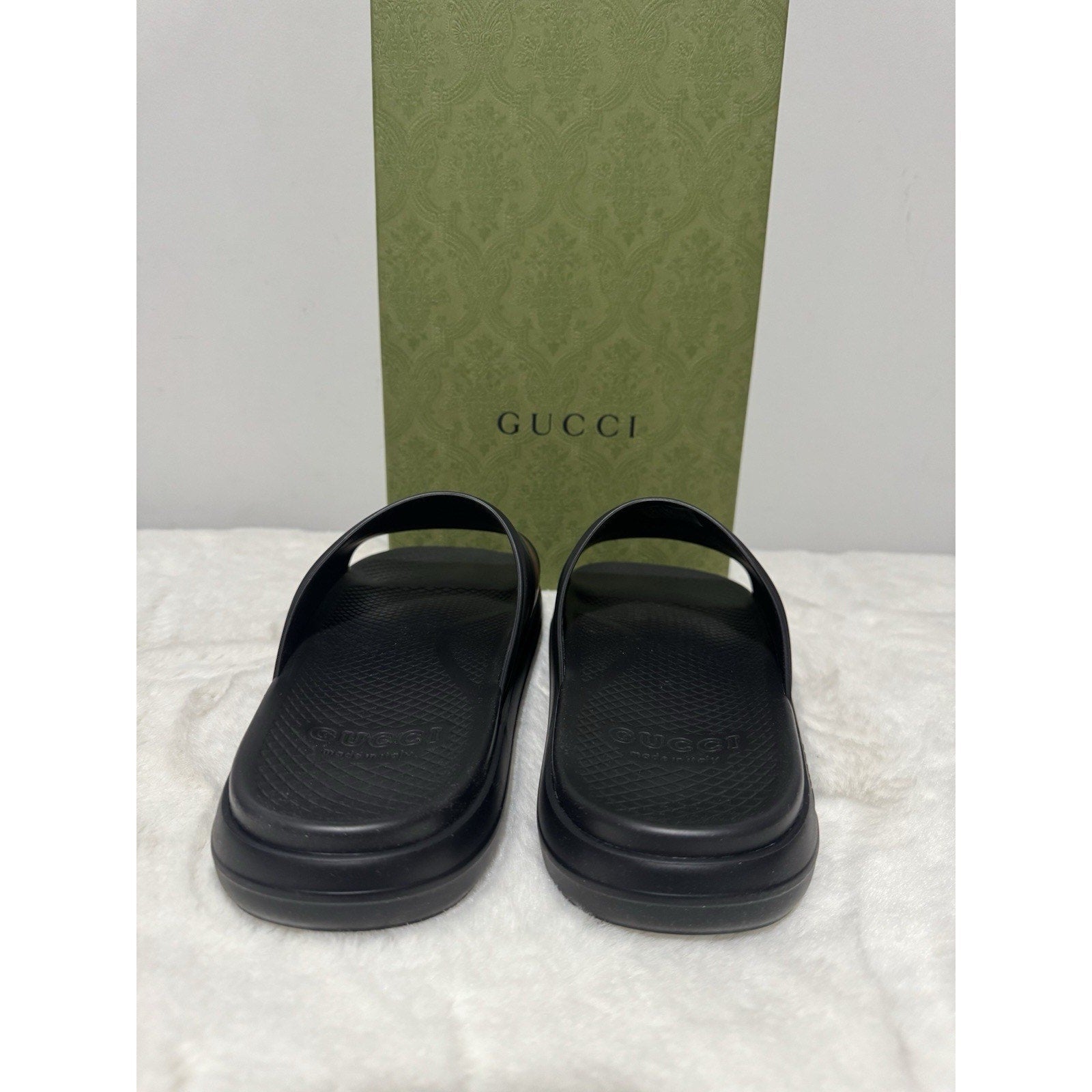 GUCCI Men's Black Rubber Web Slide Sandals New And Authentic