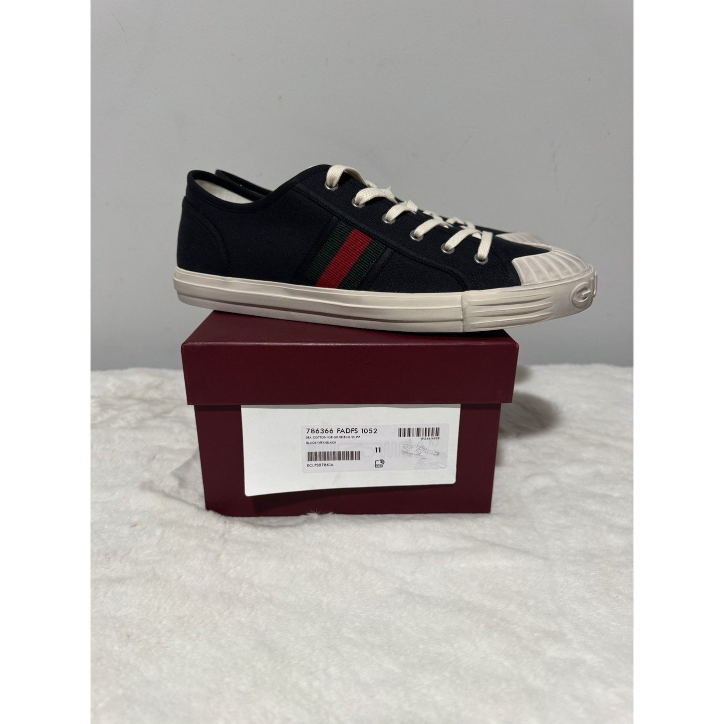 Authentic Gucci Men’s Sneaker With Web - Canvas Low Top - Size Uk11/US 11.5 NEW